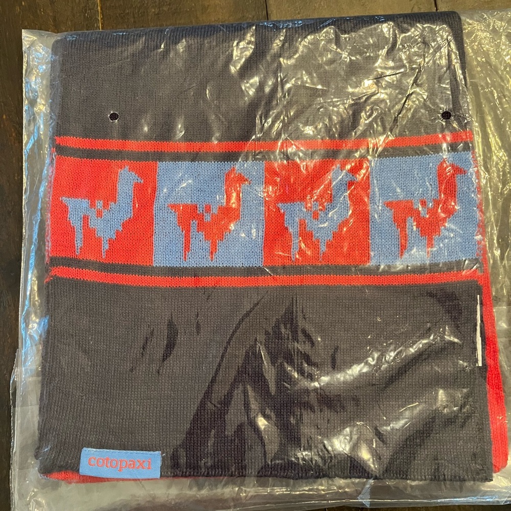 Cotopaxi Quito scarf